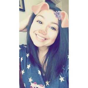 Meet your Posher, Isabel